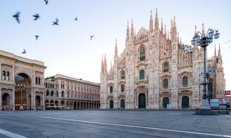 Milano deserta per il Covid